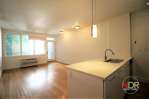 Rented by Next Door Realty NYC | media 31