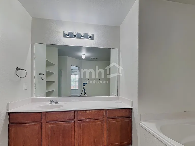 317 Misty Mountain Dr — Photo 12