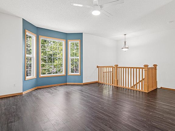 3rd image of 4108 Parker Grn