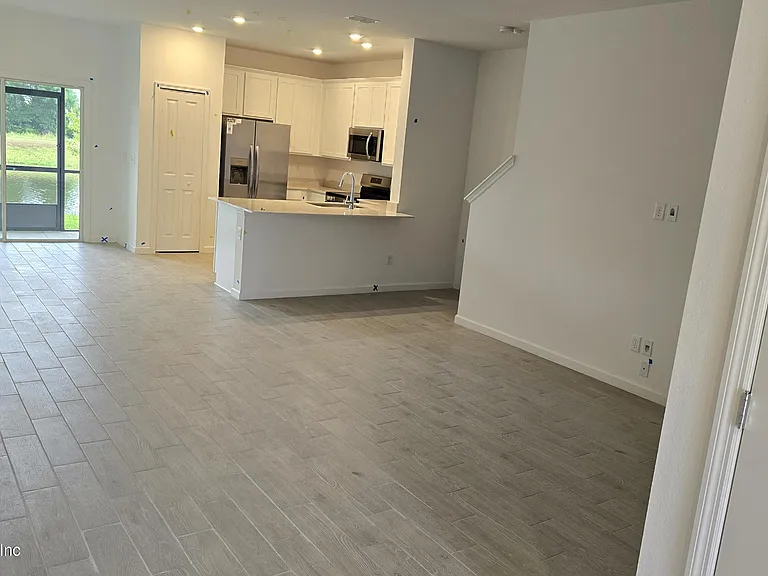 6821 Gable Grove Ave — Photo 4