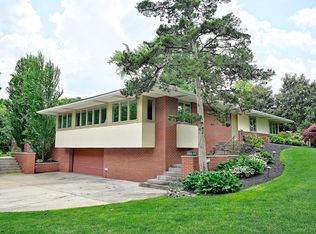 2982 Halstead Rd, Columbus, OH 43221