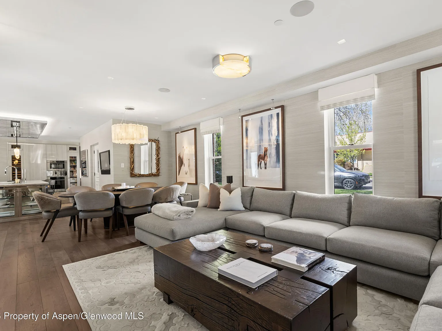 4 bed, 6.0 bath, 4125 sqft, $150,000 — Photo 2