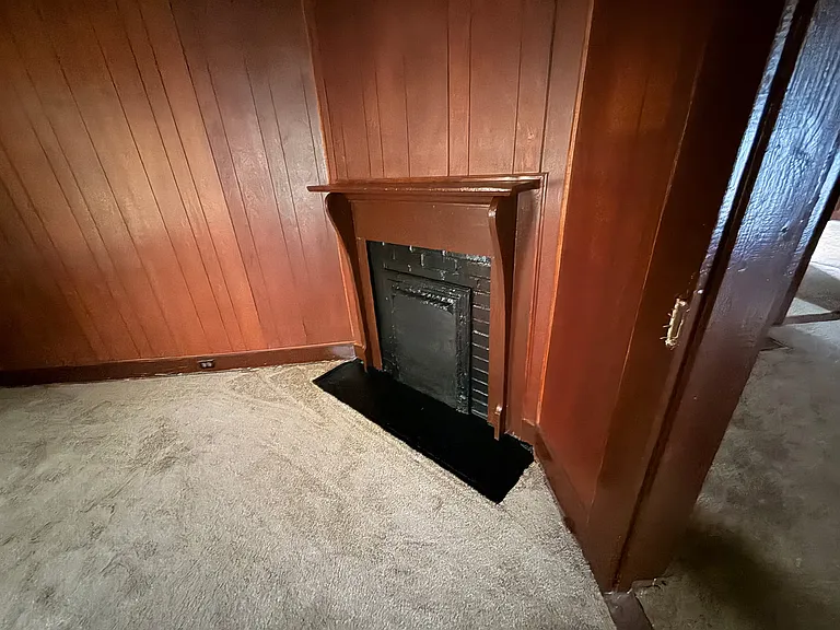450 Cedar St — Photo 15