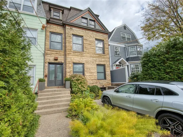 817 Saint James St, Pittsburgh, PA 15232