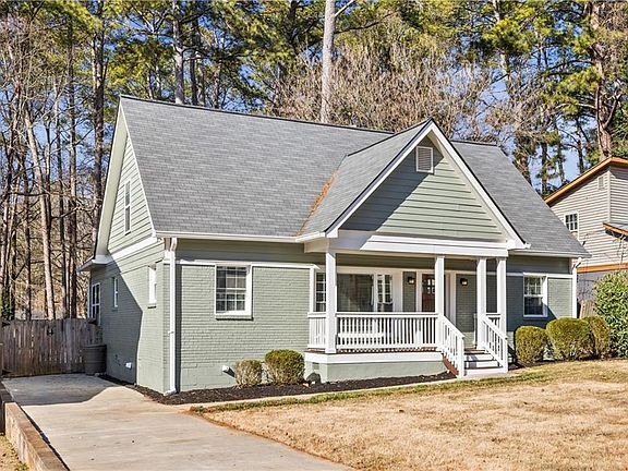 2nd image of 1498 Deerwood Dr