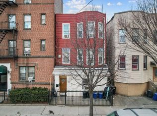 3518 108th St, Flushing, NY 11368