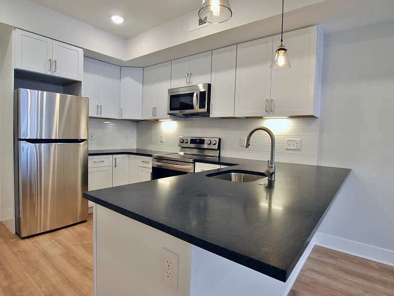 2130 N 2nd St #2 — Photo 1