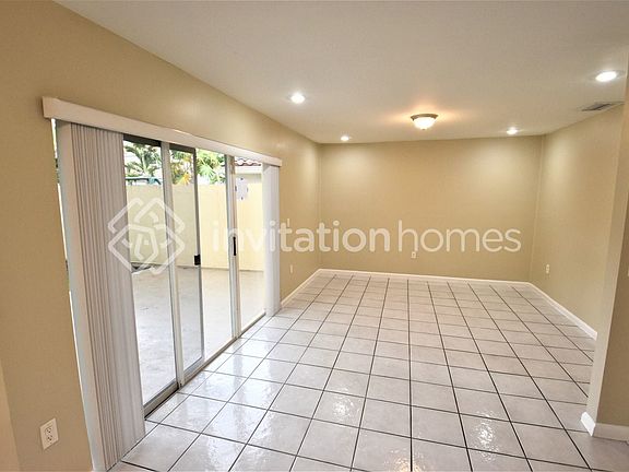 5th image of 6175 NW 77th Pl