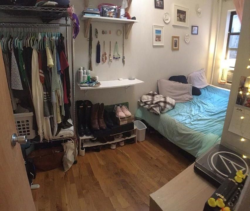 2nd image of 128 Thompson St #124