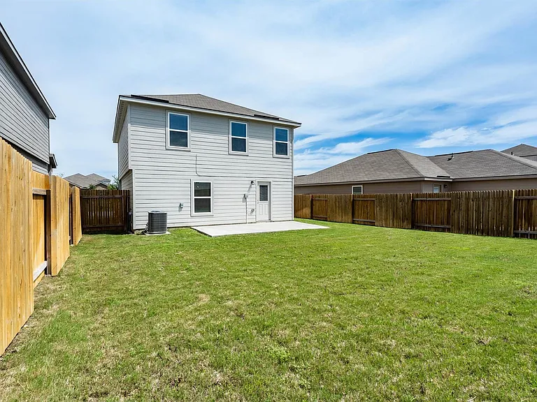 128 Maywood Ln — Photo 20