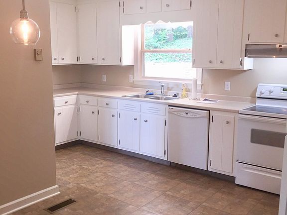 2nd image of 1803 Terra Verde Dr