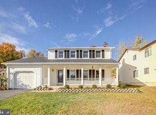 203 Keyes Ct, Sterling, VA
