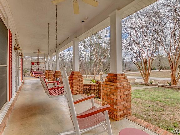 4th image of 15136 Sunset Dr