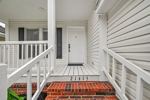 21415 Sweet Grass Ln Photo 1