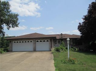 239 Luzon Cir, Akron, OH 44319