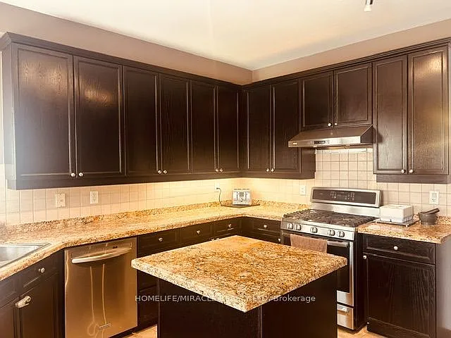3 Lindyfalls Dr #UPPER LEVEL — Photo 46