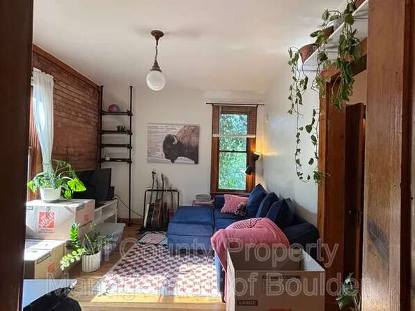 2408 8th St APT 6, Boulder, CO 80304