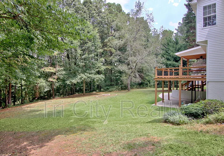 49 Montrose Ln — Photo 87