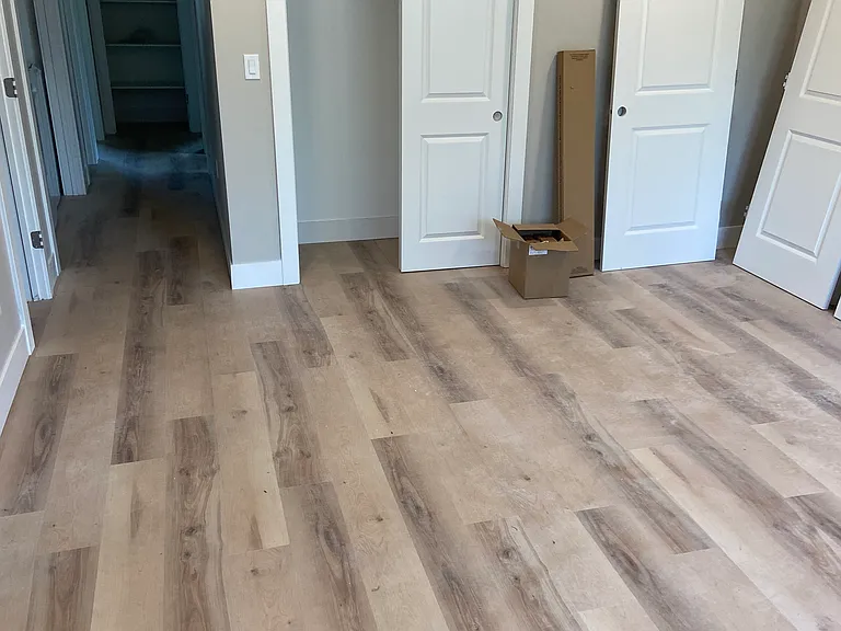 6768 S San Bruno Ave — Photo 2