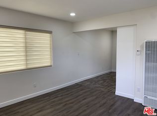 4832 W 17th St, Los Angeles, CA 90019