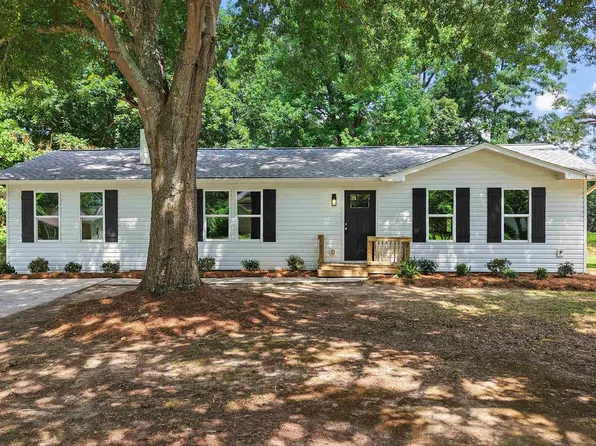6967 Heather Ln, Pinson, AL 35126