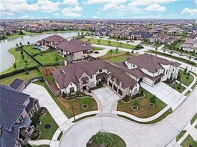1st image of 27707 Stonehurst Ln