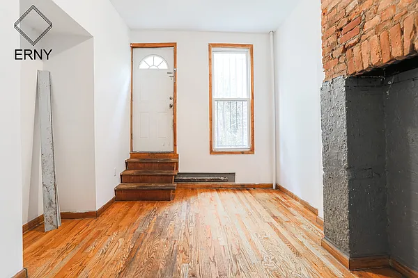 Rented by ERNY LLC | media 13