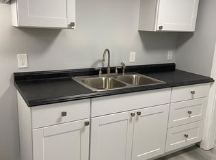 905 Ten Rod Rd FLOOR 2, North Kingstown, RI 02852