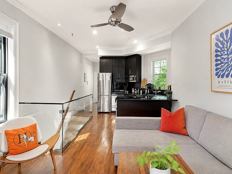 246 Mott St #4 — Photo 2