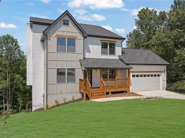5719 Calm Valley, Flowery Branch, GA 30542