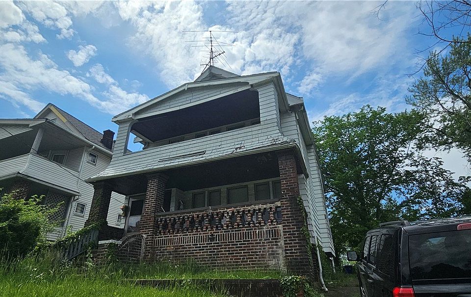 1st image of 1830 Reyburn Rd
