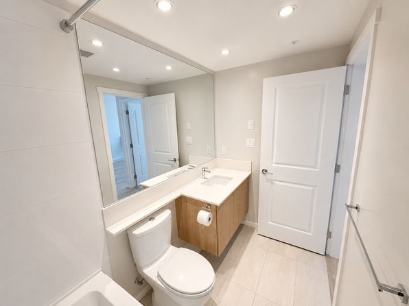 2 bedroom rental in Burnaby — photo 10