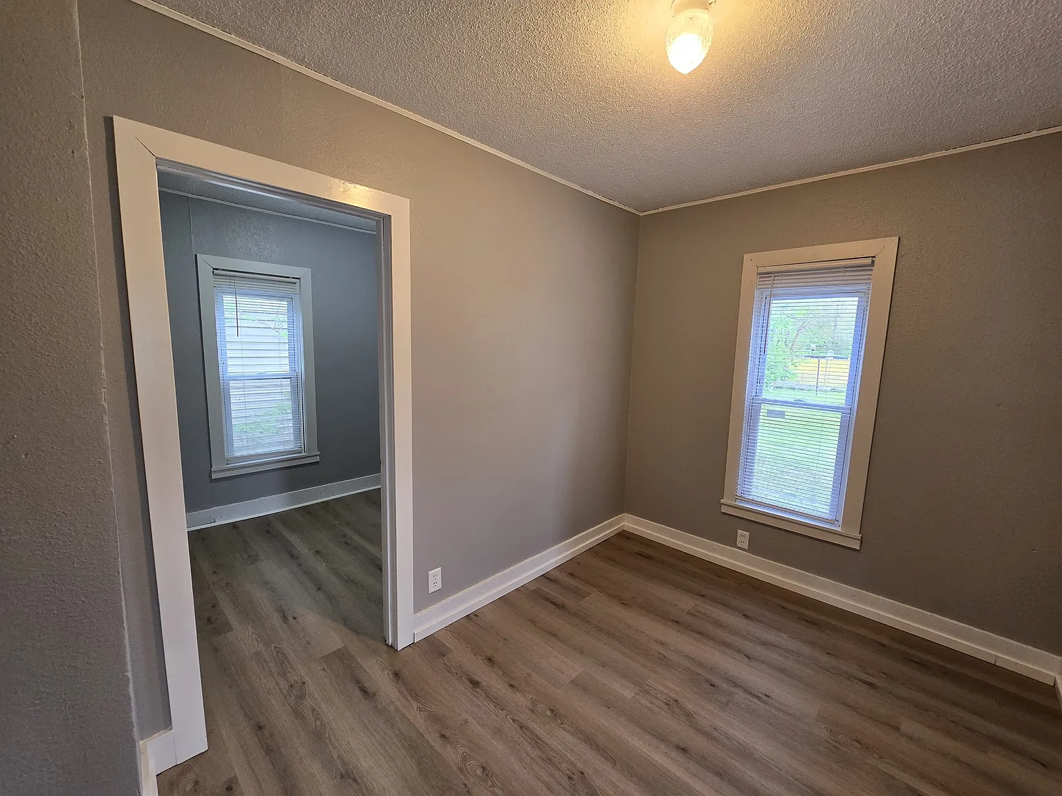 425 Glenwood Street - 1 — Photo 3