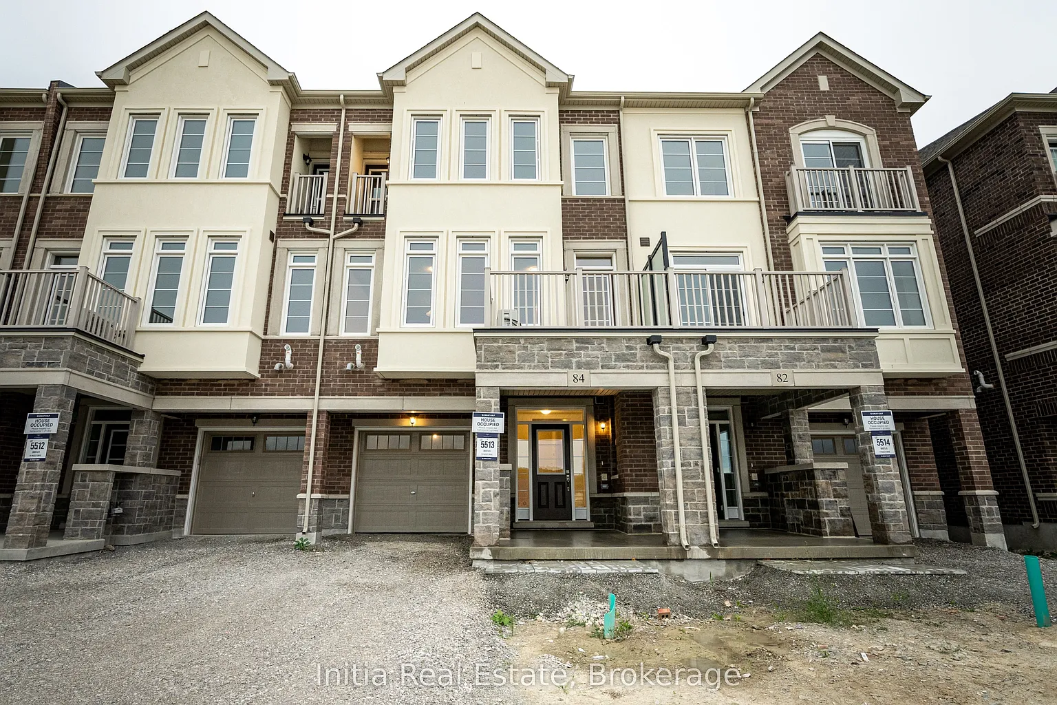 84 Paisley Dr photo 1