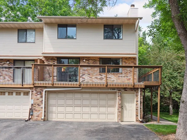1300 Westwood Hills Rd, Saint Louis Park, MN 55426