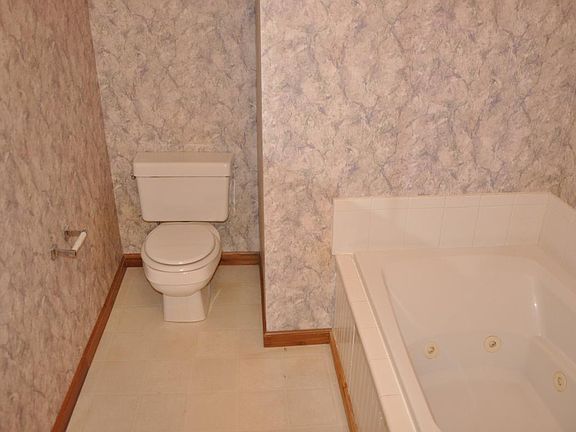 upstairs bathroom