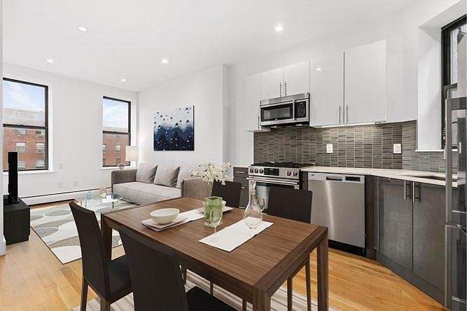 1st image of 300 W 112th St APT 5C