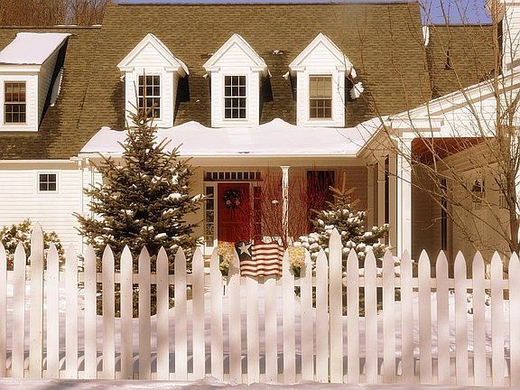 Tom Sawyer picket fence