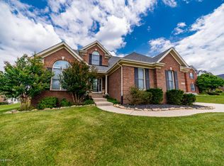 4703 Saratoga Springs Ct, Louisville, KY 40299