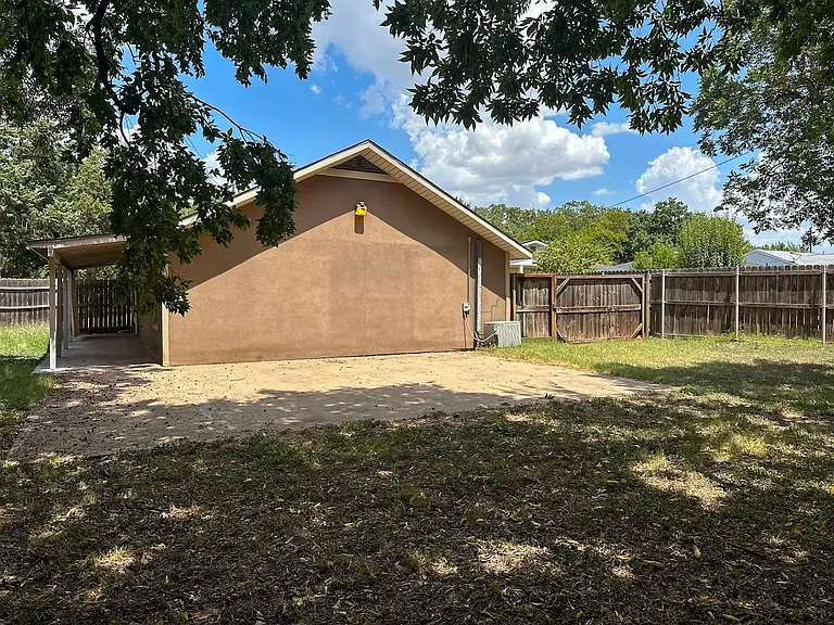 5214 Lane St — Photo 21