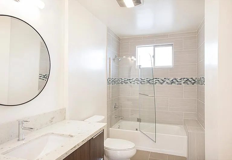 377 W Lexington Dr #8 — Photo 7