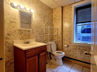 412 Long Ln #2, Upper Darby, PA 19082