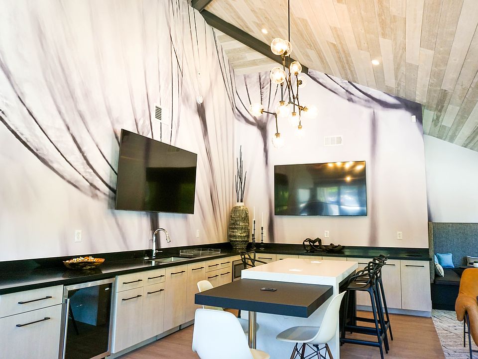 1st image of 12159 Calle Sombra #24