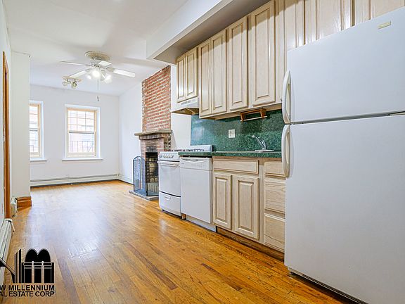 5th image of 66 Saint James Pl APT 4LF