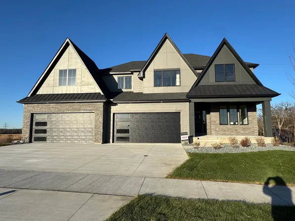 10364 Peony Ln N, Maple Grove, MN 55311