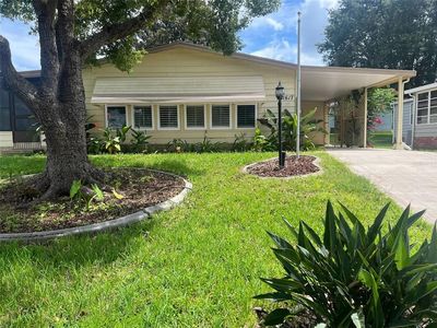 1617 Hilton Head Blvd, Lady Lake, FL, 32159