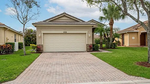 9728 SW Eastbrook Cir Photo 1