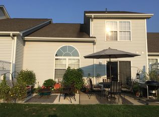 1277 Hidden Harbor Dr UNIT 75, Fairport Harbor, OH 44077
