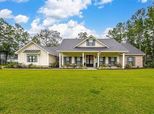 129 Barrington Oaks Dr, Brunswick, GA 31523