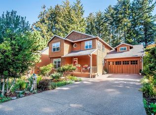 195 SW Nesting Glade, Depoe Bay, OR 97341